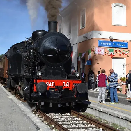 Manhattan Village 4*