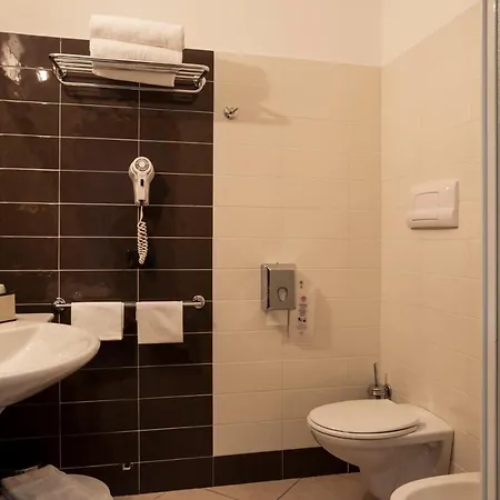 Manhattan Village Hotel Sulmona