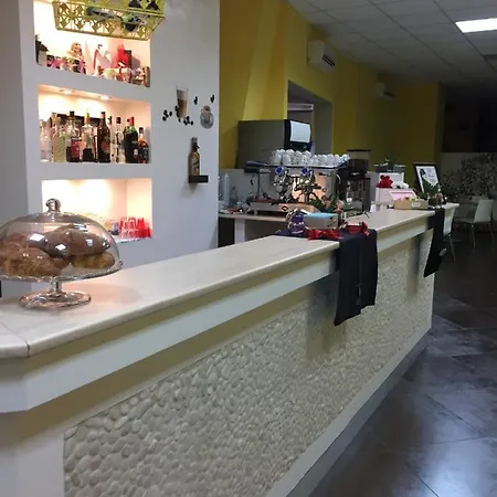 Manhattan Village 4*