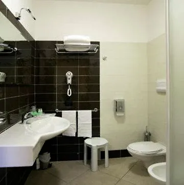 Hotel Manhattan Village