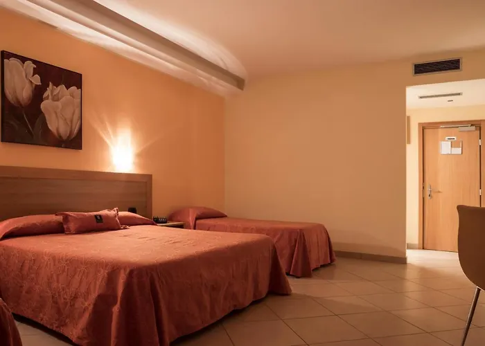 Manhattan Village 4*